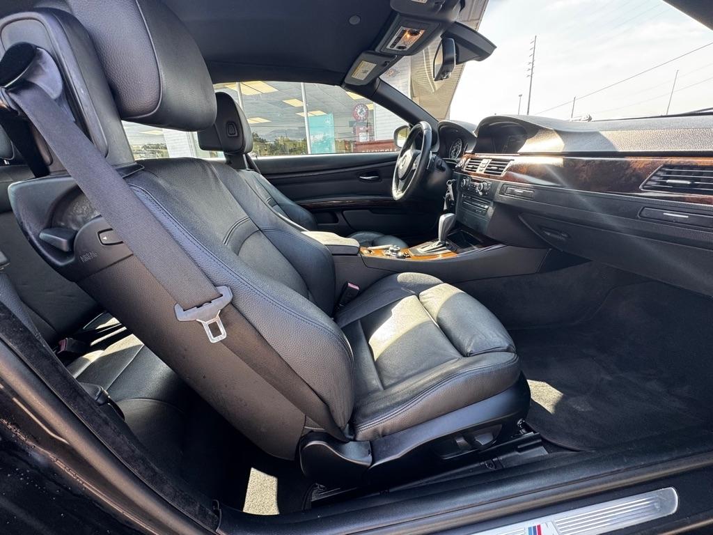 BMW 3-Series 335i Convertible 2011