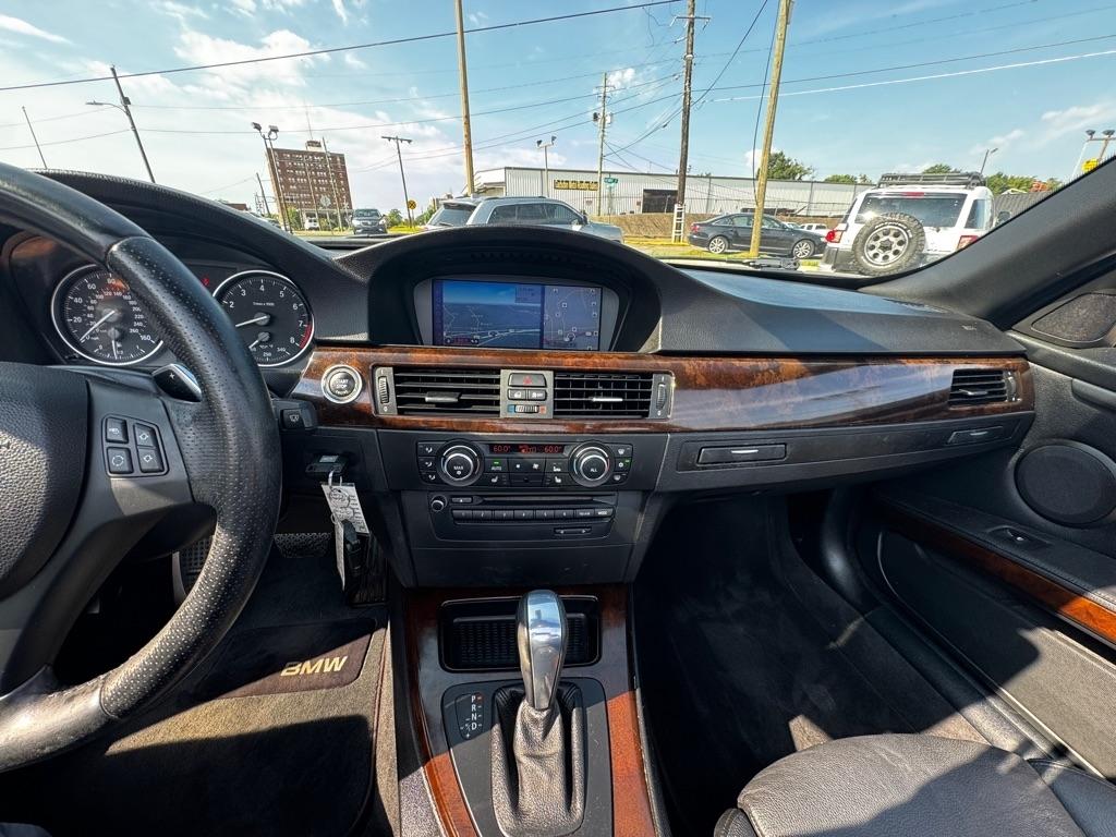 BMW 3-Series 335i Convertible 2011