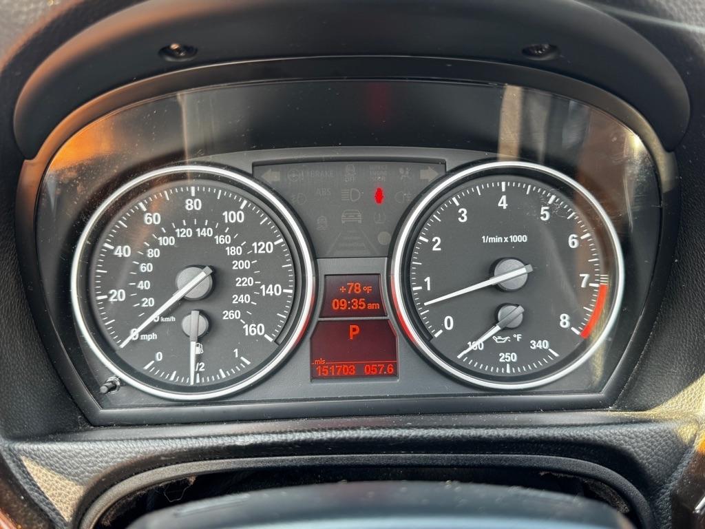 BMW 3-Series 335i Convertible 2011