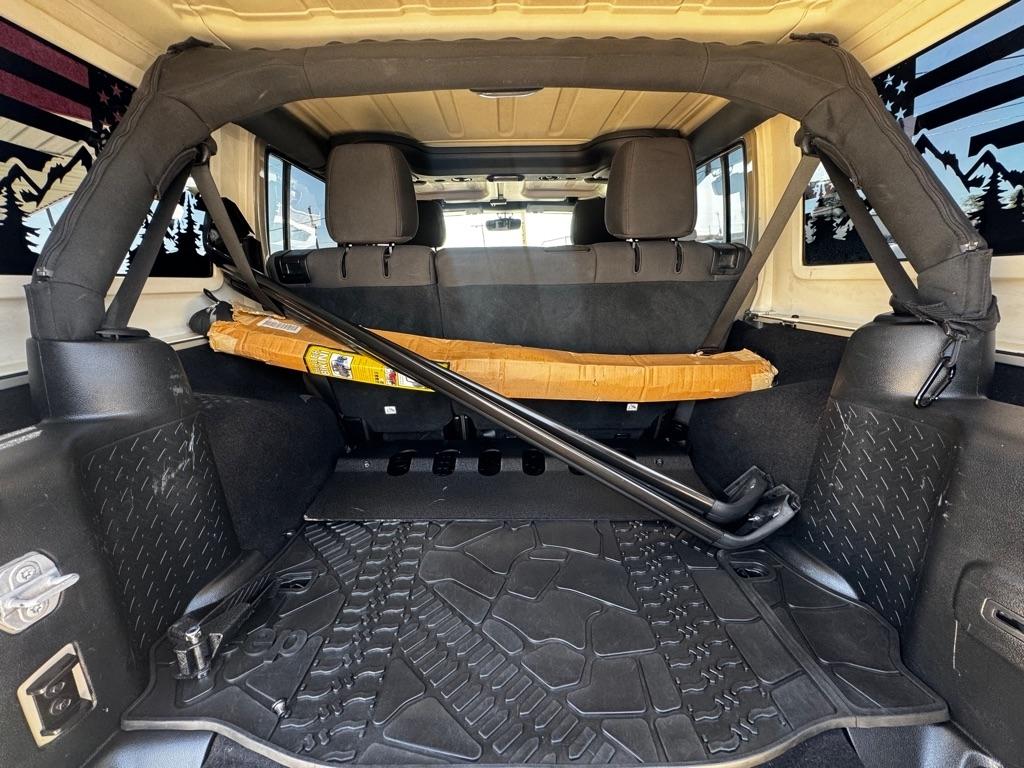 Jeep Wrangler Unlimited Sport 4WD 2017