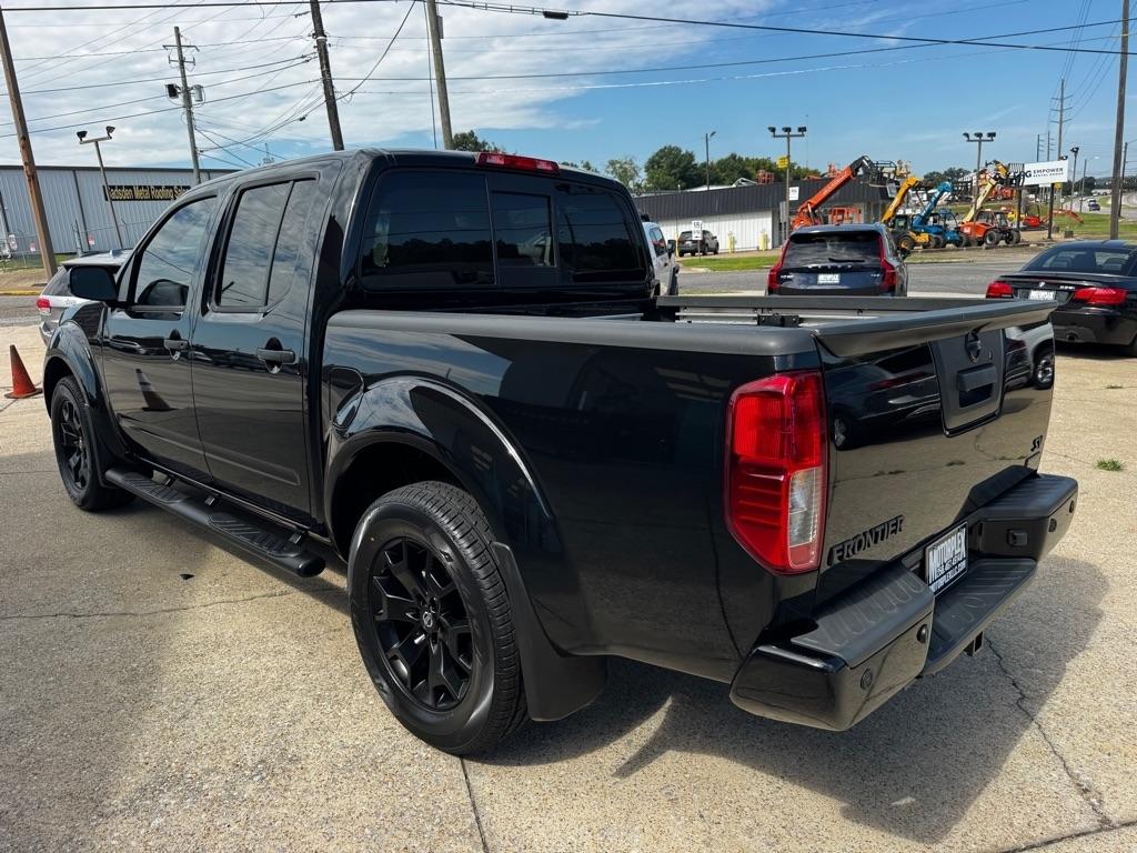 Nissan Frontier SV Crew Cab 2WD 2020