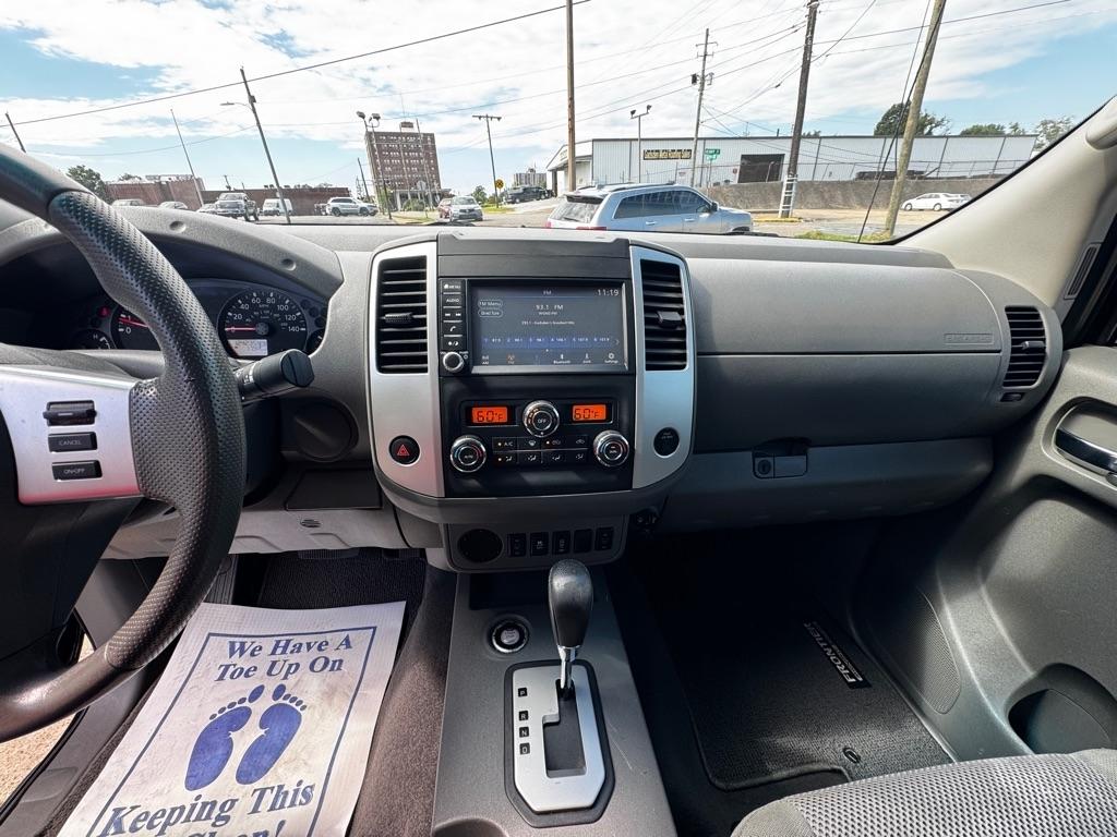 Nissan Frontier SV Crew Cab 2WD 2020
