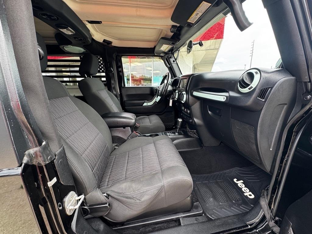 Jeep Wrangler Sport 4WD 2012
