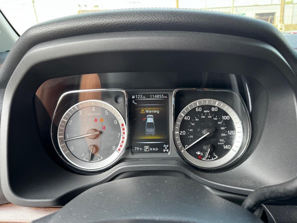 Nissan Titan SV Crew Cab 4WD 2017
