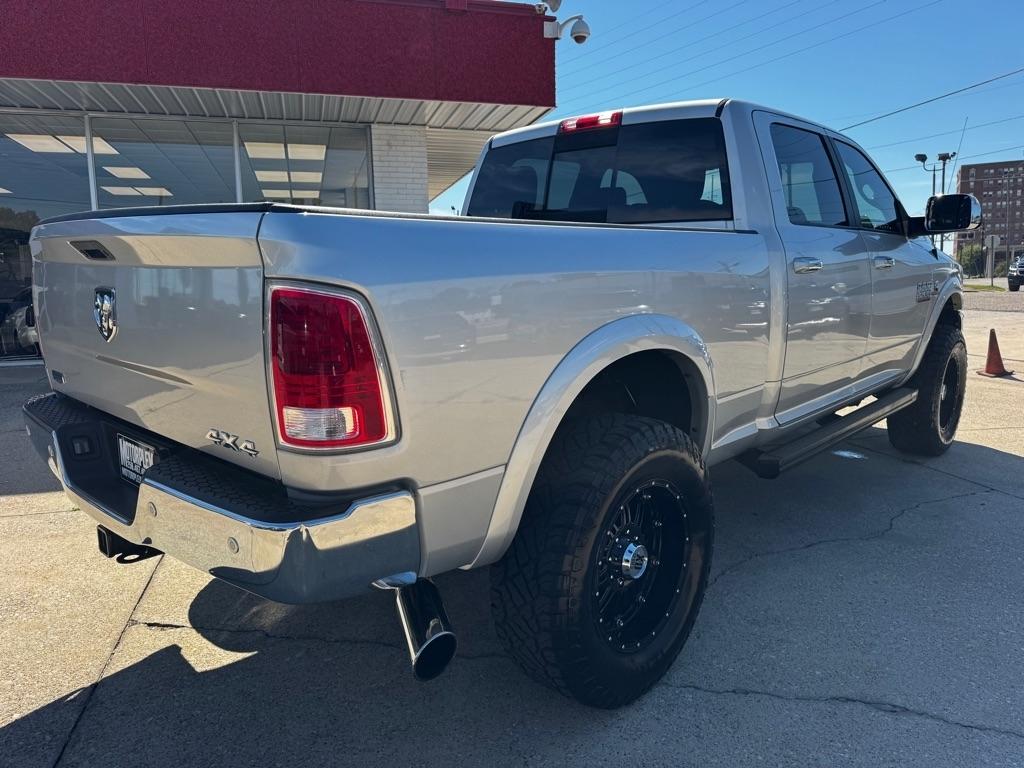 RAM 2500 Laramie Crew Cab SWB 4WD 2016