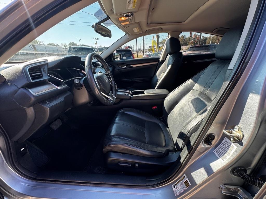 Honda Civic EX-TL Sedan CVT 2017