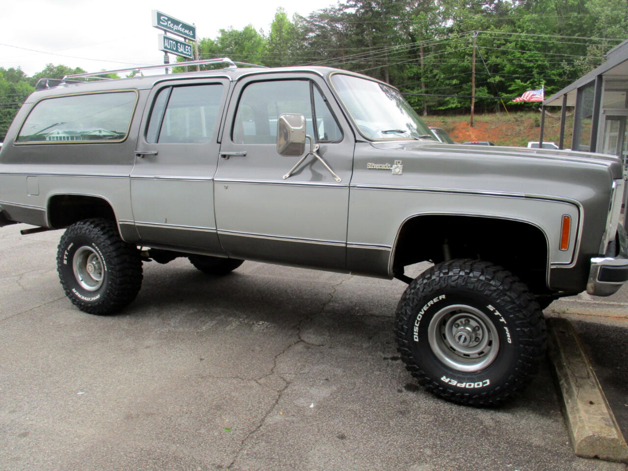 Chevrolet Suburban 1500 4WD 1979 Chevrolet Suburban 1500 4WD 1979