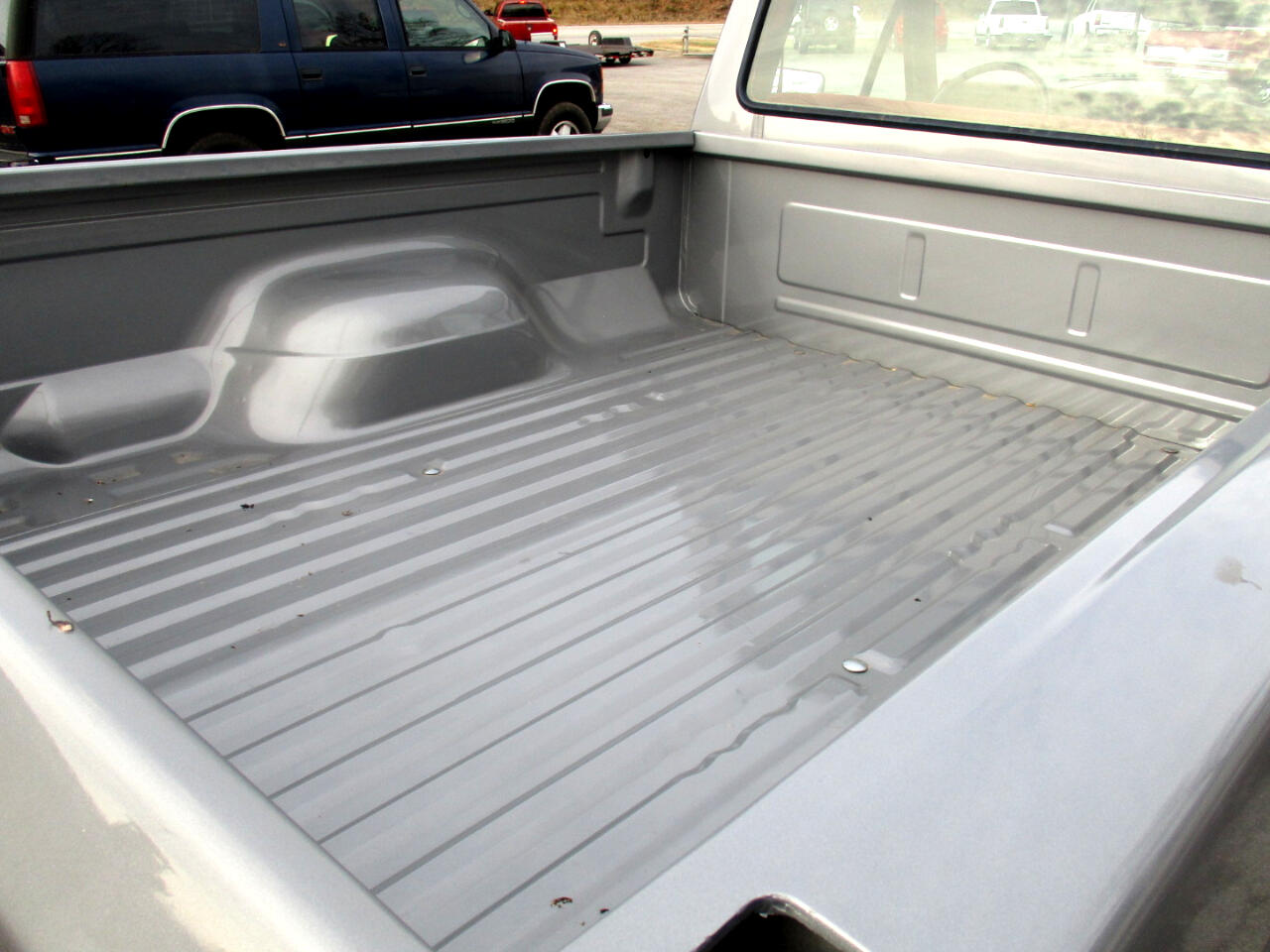 Ford F-150 Regular Cab 2WD 1986