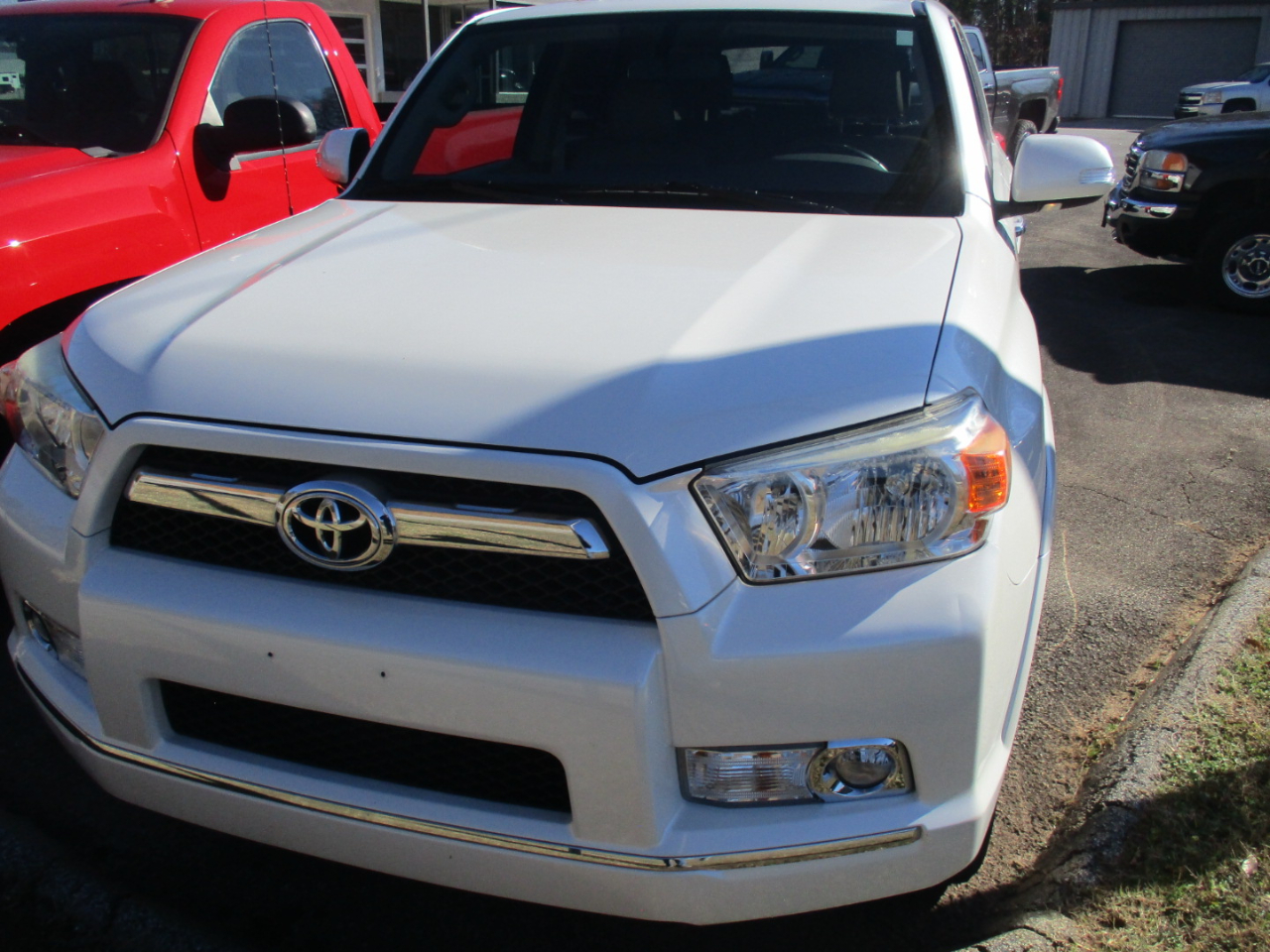 Toyota 4Runner SR5 4WD 2011