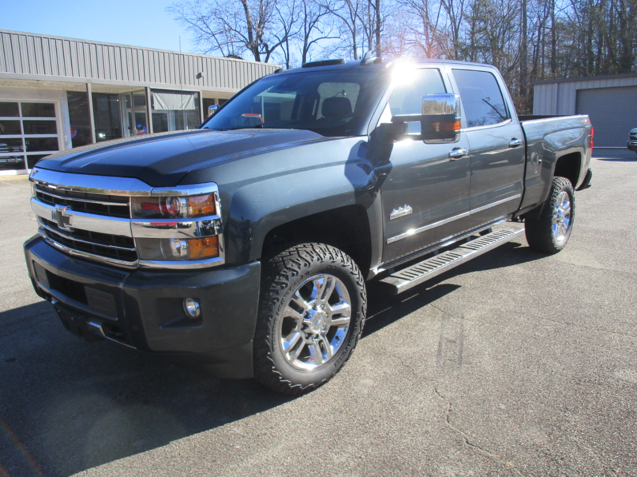 Chevrolet Silverado 2500HD High Country Crew Cab Short Box 4WD 2018