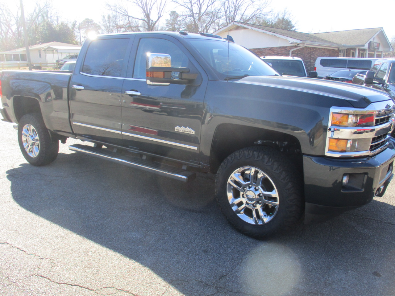 Chevrolet Silverado 2500HD High Country Crew Cab Short Box 4WD 2018