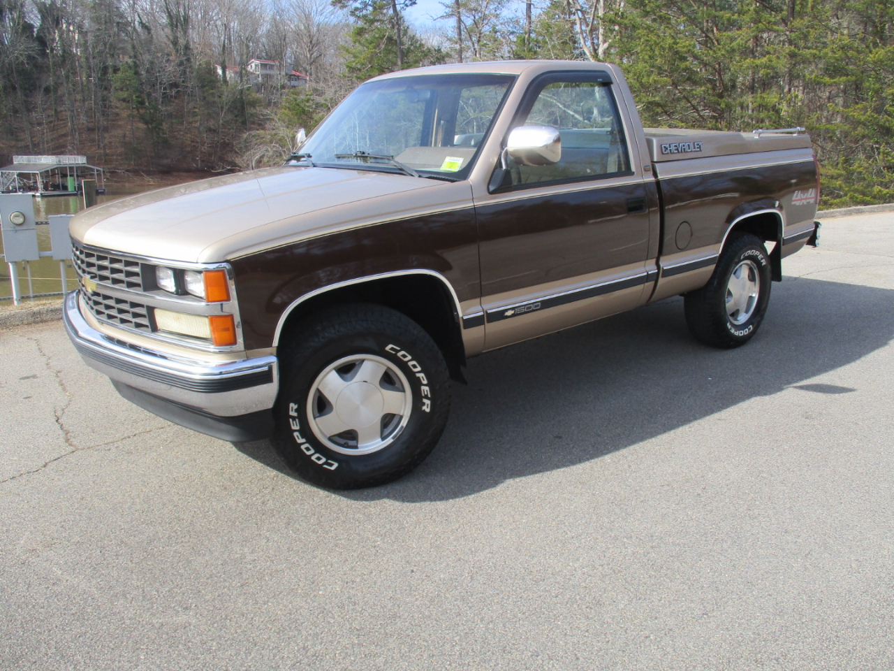 1988 Chevrolet C/K 1500 Reg. Cab 6.5-ft. Bed 4WD