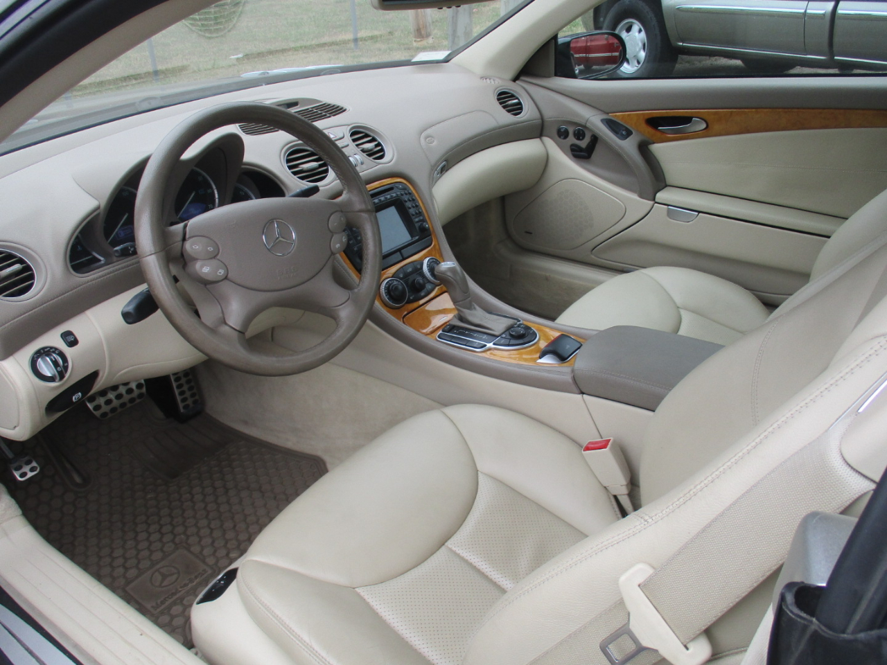 Mercedes-Benz SL-Class SL500 2004