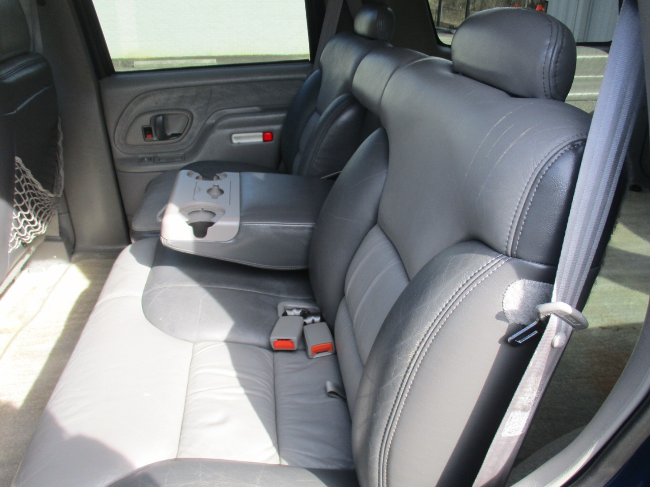 Chevrolet Tahoe 4-Door 4WD 1999