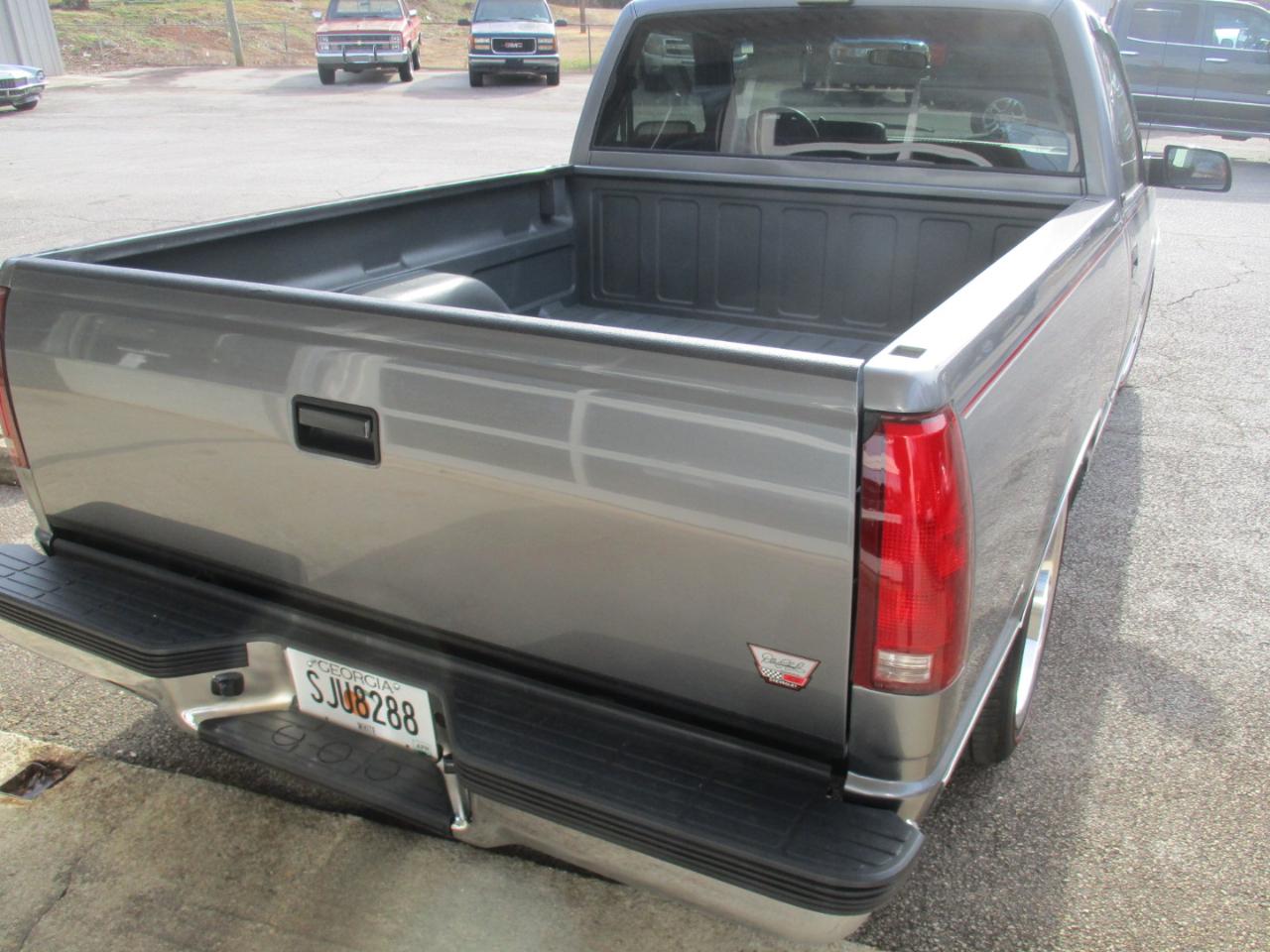 Chevrolet C/K 1500 Reg. Cab 6.5-ft. bed 2WD 1990