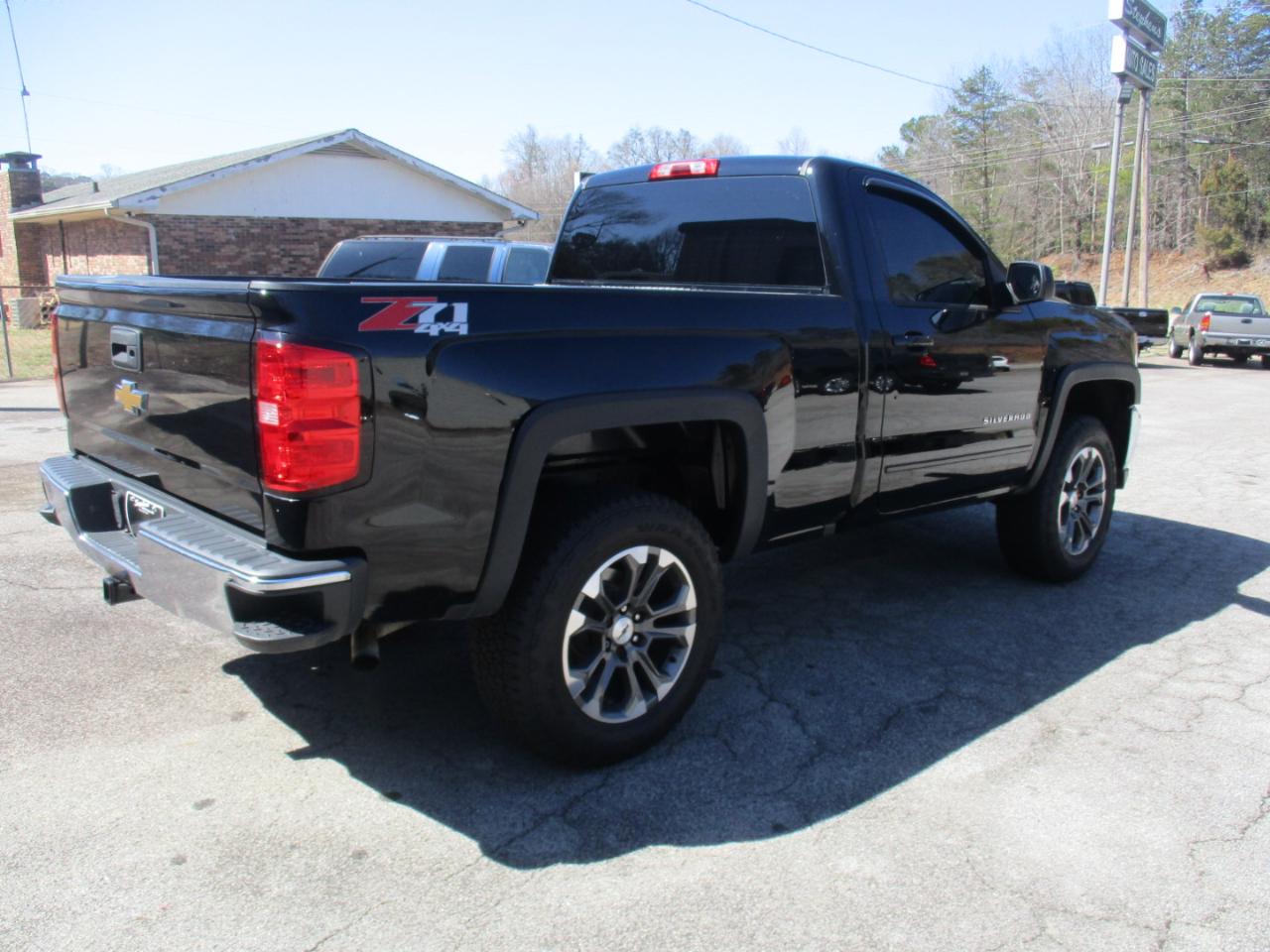 Chevrolet Silverado 1500 LT Short Box 4WD 2016