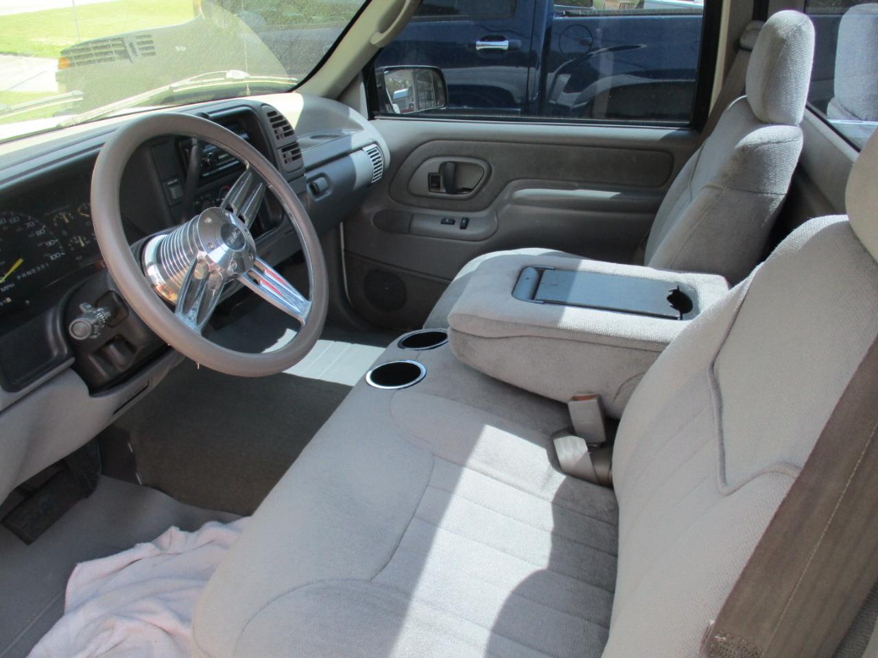 GMC Sierra C/K 1500 Special Reg. Cab 6.5-ft. Bed 2WD 1996