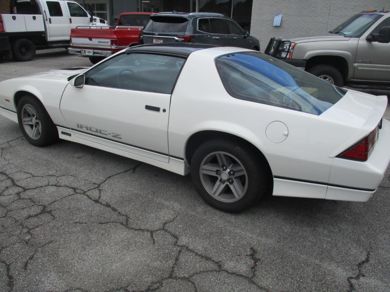Chevrolet Camaro IROC Z 1985