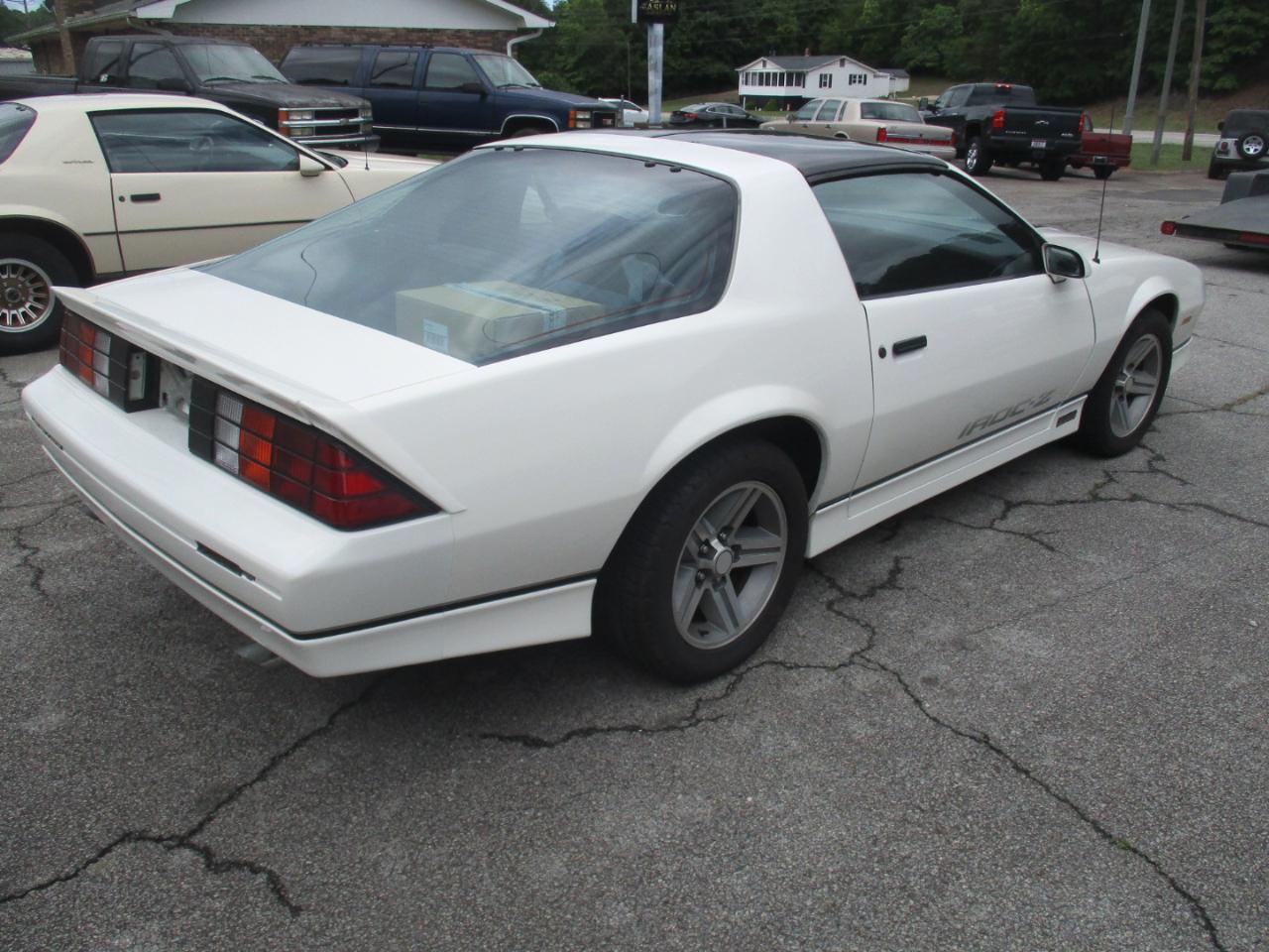 Chevrolet Camaro IROC Z 1985
