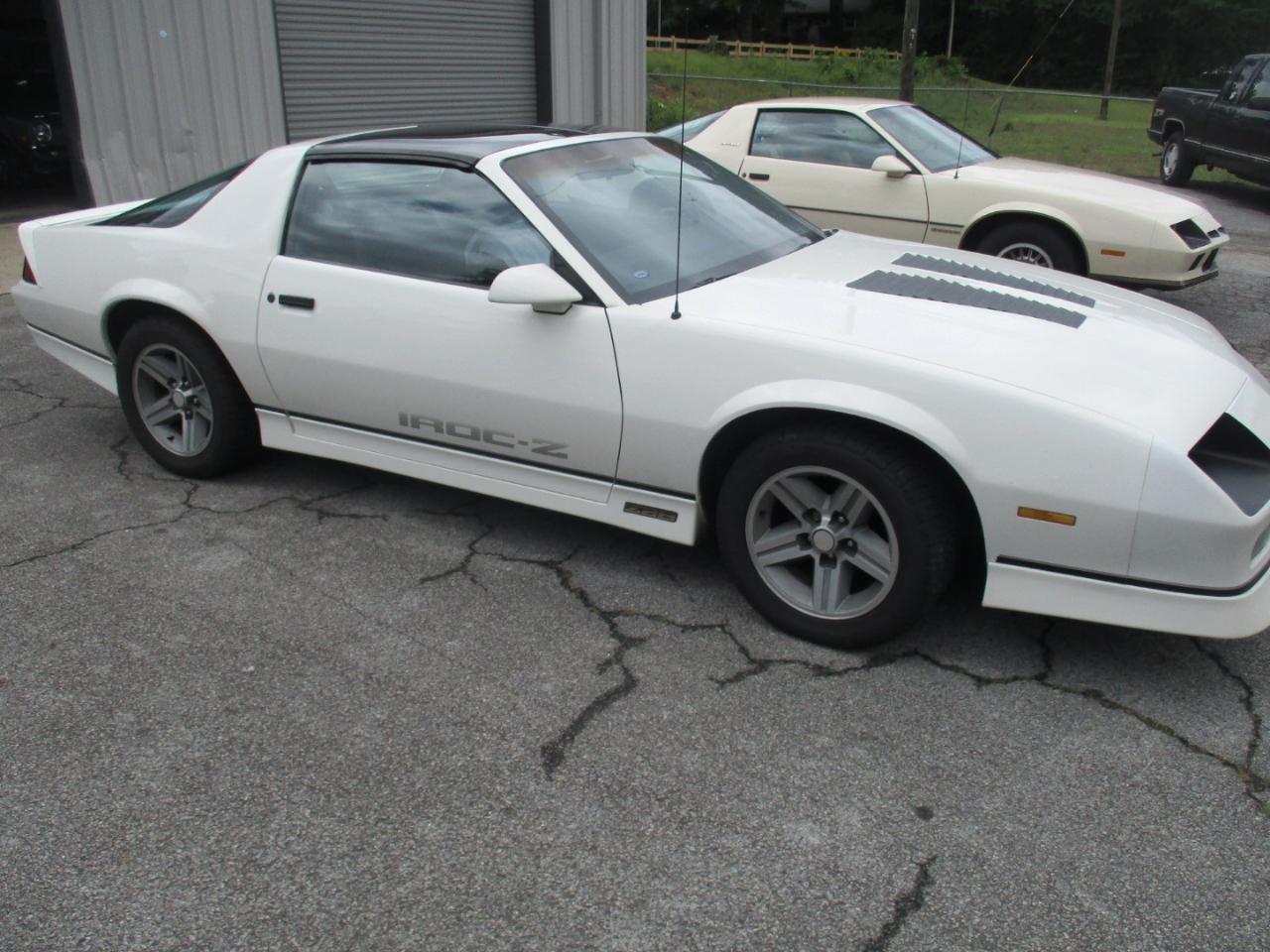 Chevrolet Camaro IROC Z 1985