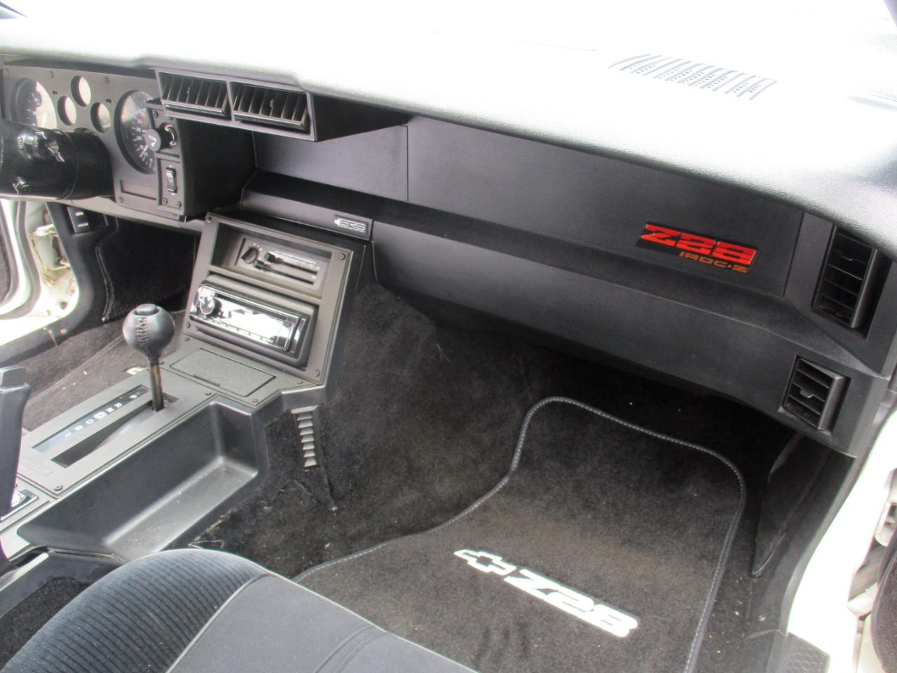 Chevrolet Camaro IROC Z 1985