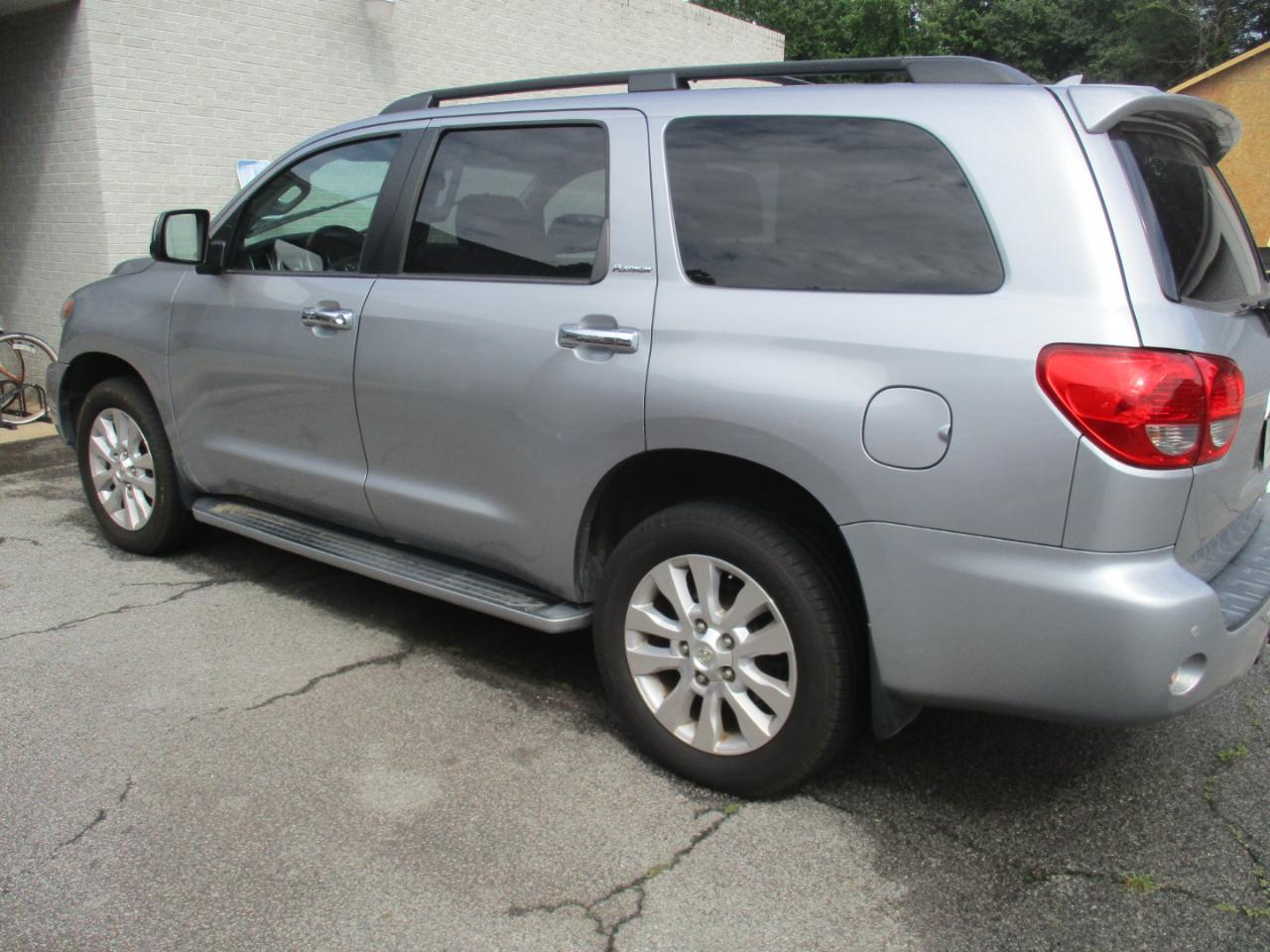 Toyota Sequoia Plantium 2WD 2017