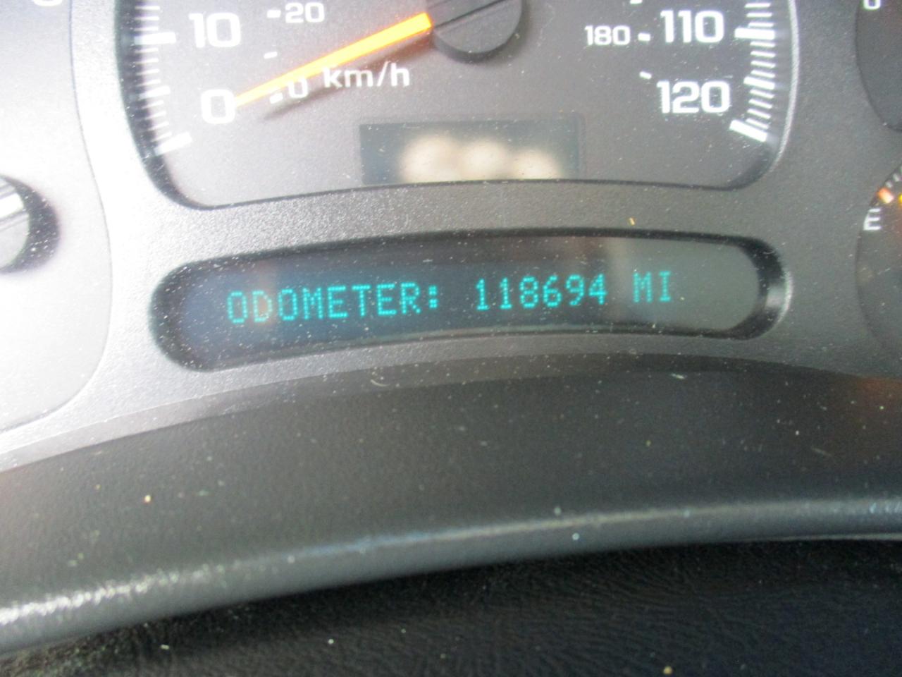 Chevrolet Silverado 1500 Ext. Cab Short Bed 2WD 2004