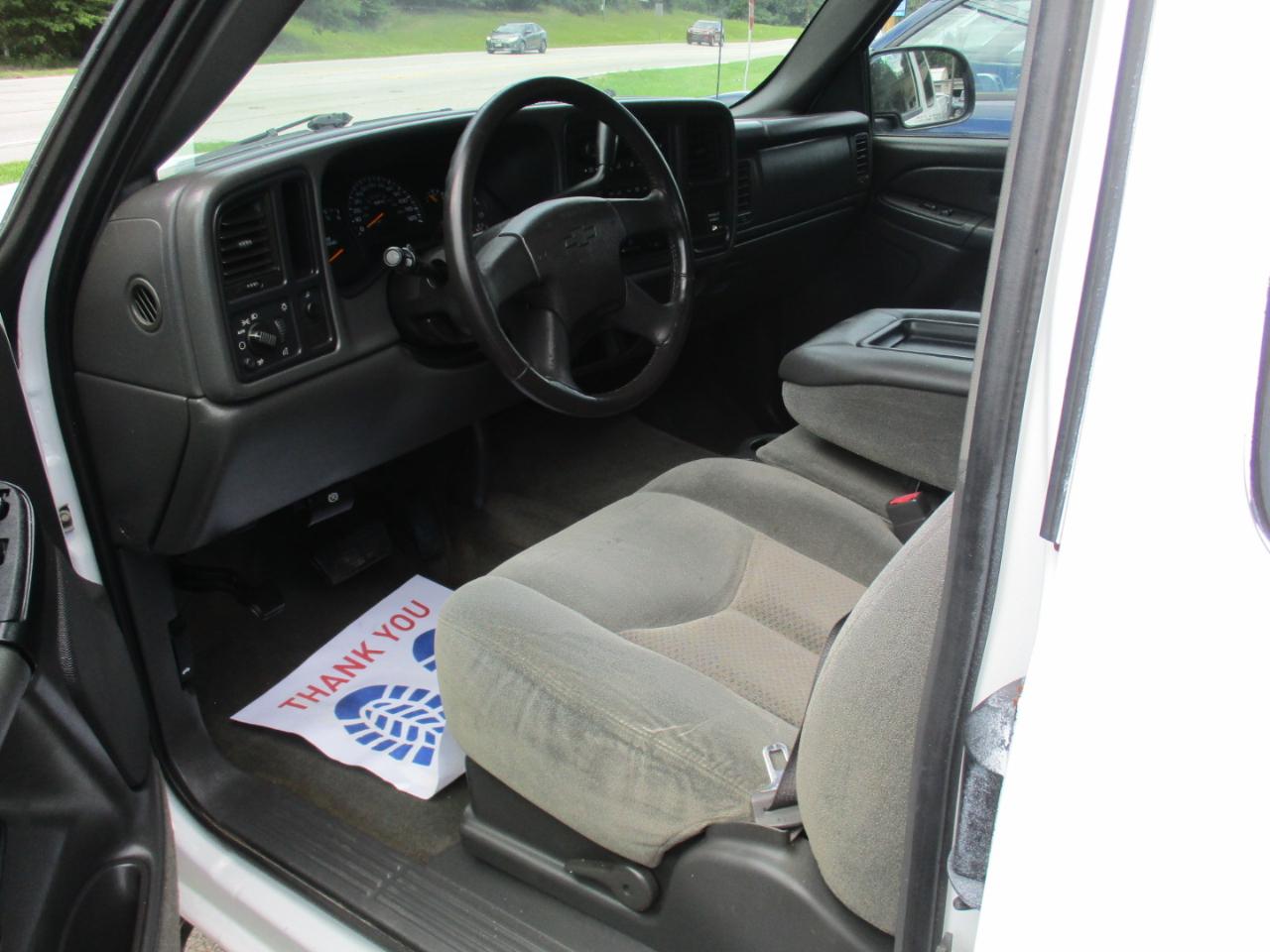 Chevrolet Silverado 1500 Ext. Cab Short Bed 2WD 2004