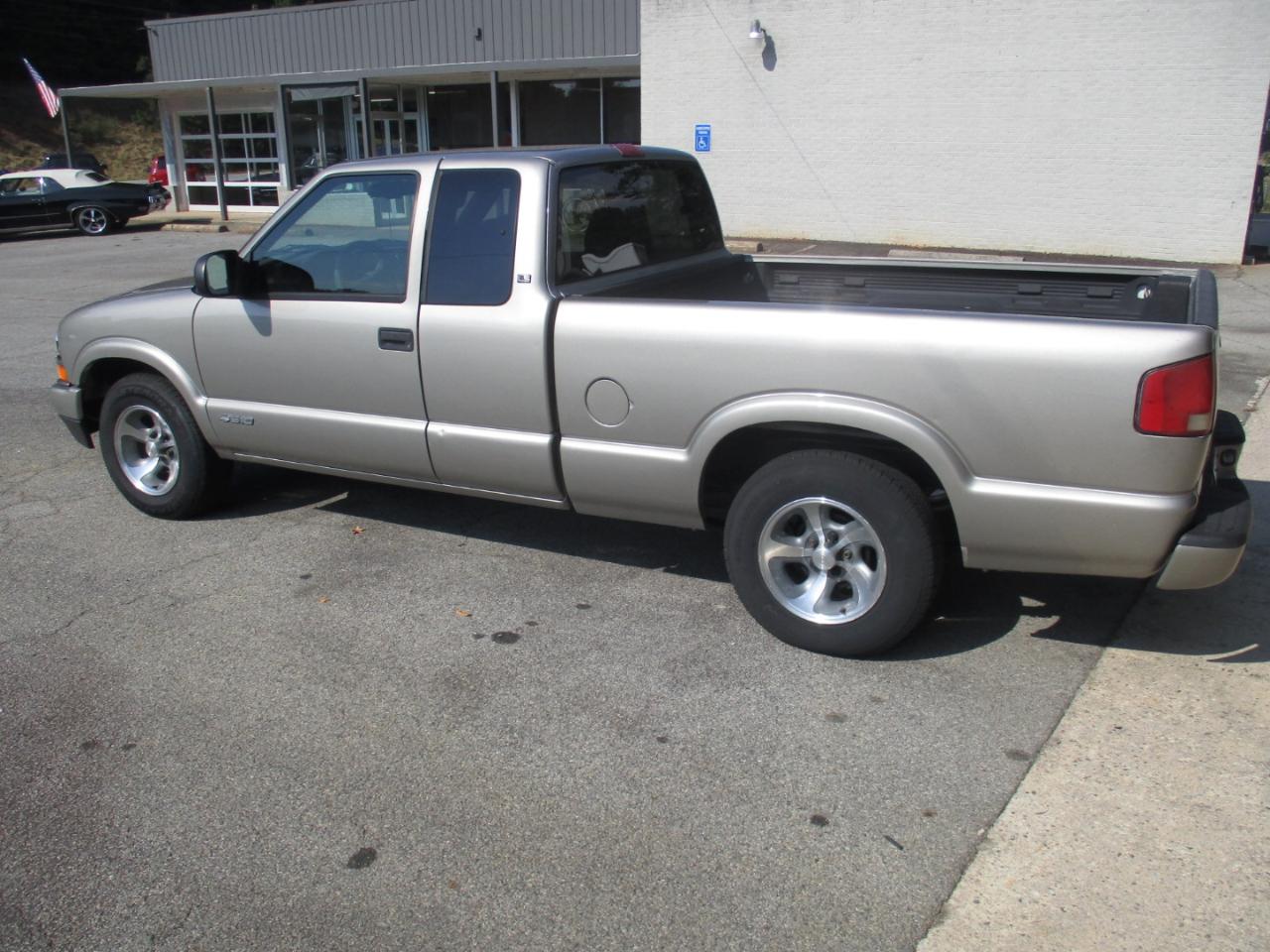 Chevrolet S10 Pickup Ext. Cab 2WD 2002