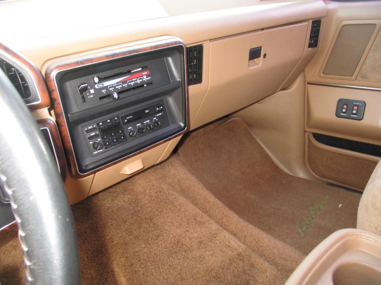 Ford Bronco 2dr Eddie Bauer 1991