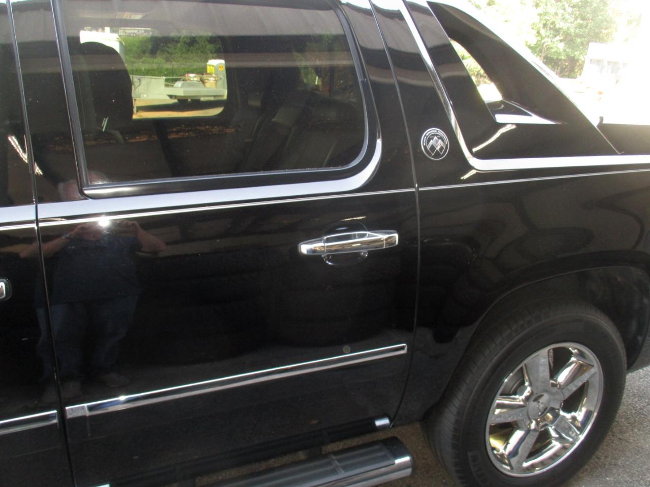 Chevrolet Avalanche LTZ 4WD 2013