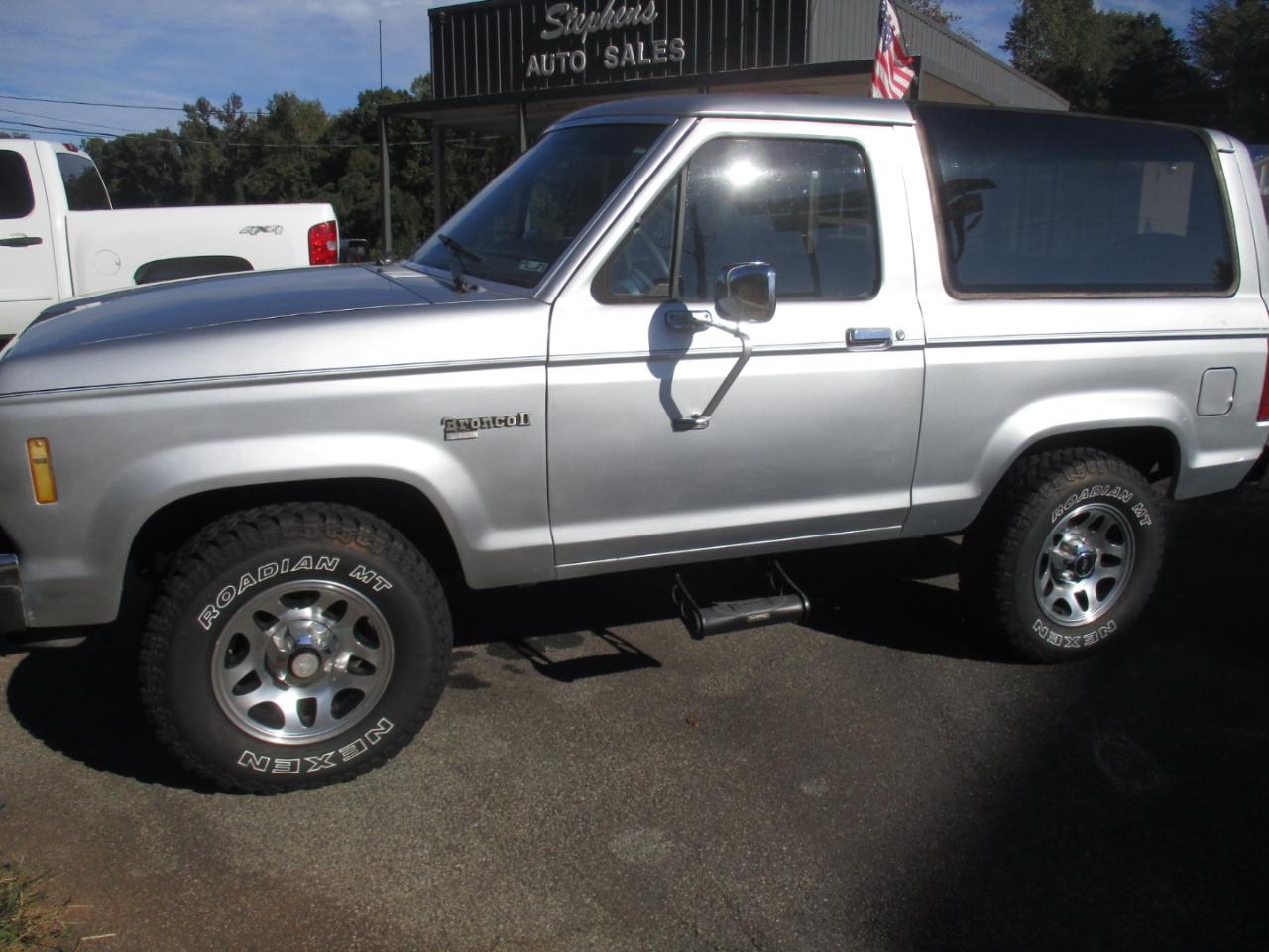 Ford Bronco 4WD  1988
