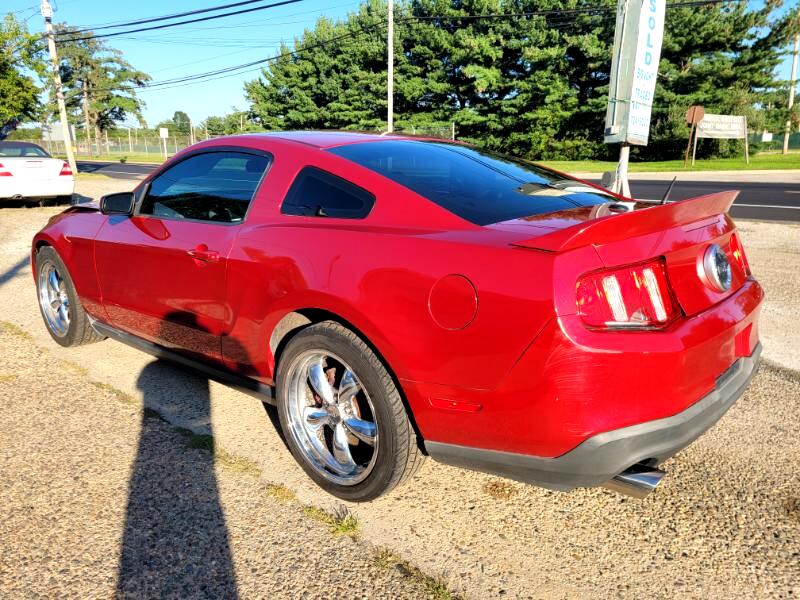 Ford Mustang  2010 Ford Mustang  2010