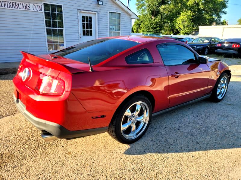 Ford Mustang  2010 Ford Mustang  2010