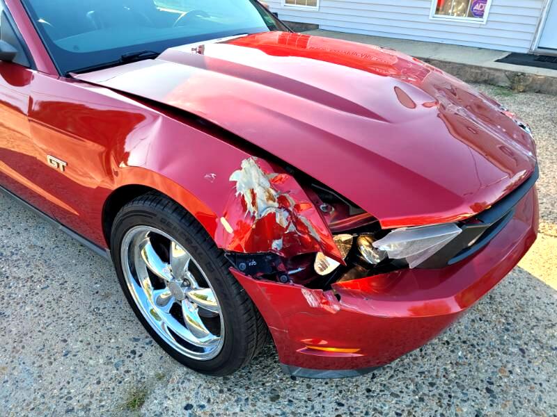 Ford Mustang  2010 Ford Mustang  2010