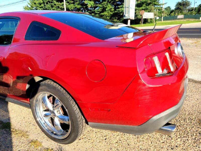 Ford Mustang  2010 Ford Mustang  2010