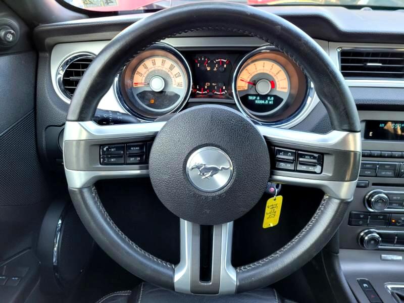 Ford Mustang  2010 Ford Mustang  2010