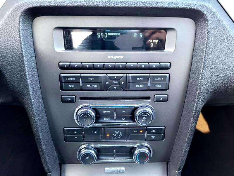 Ford Mustang  2010 Ford Mustang  2010