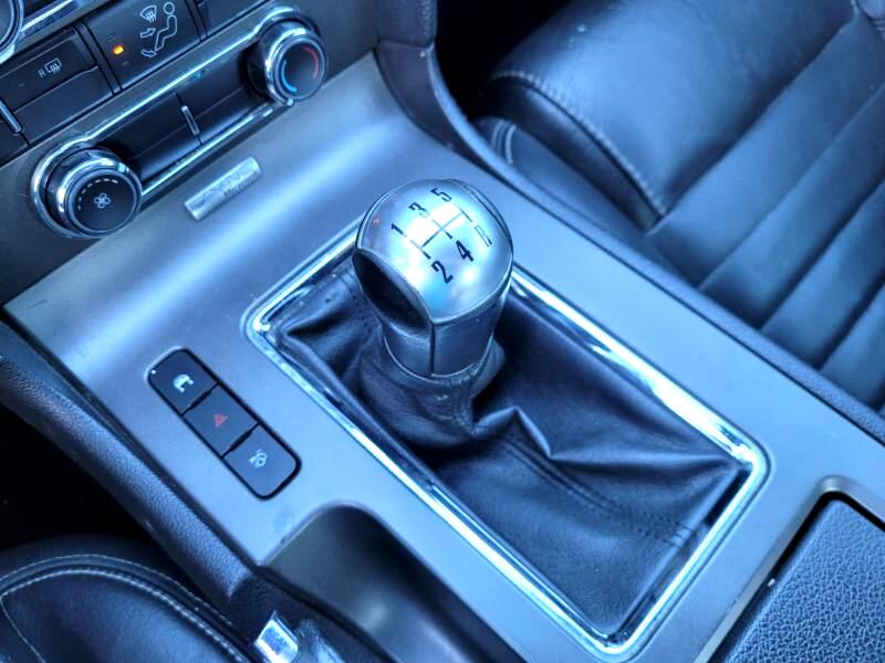 Ford Mustang  2010 Ford Mustang  2010