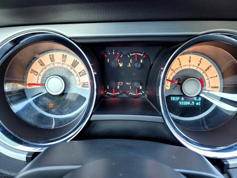 Ford Mustang  2010 Ford Mustang  2010
