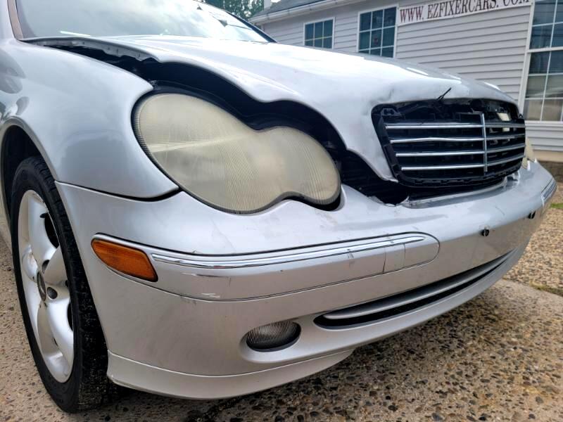 Mercedes-Benz C-Class  2004 Mercedes-Benz C-Class  2004