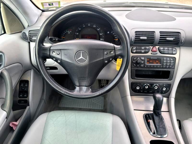 Mercedes-Benz C-Class  2004 Mercedes-Benz C-Class  2004