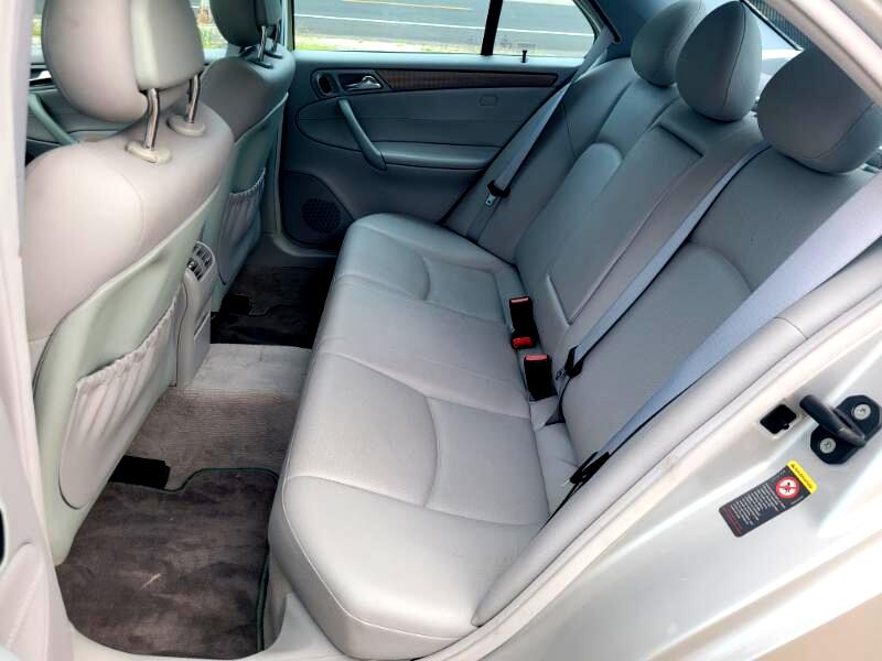 Mercedes-Benz C-Class  2004 Mercedes-Benz C-Class  2004