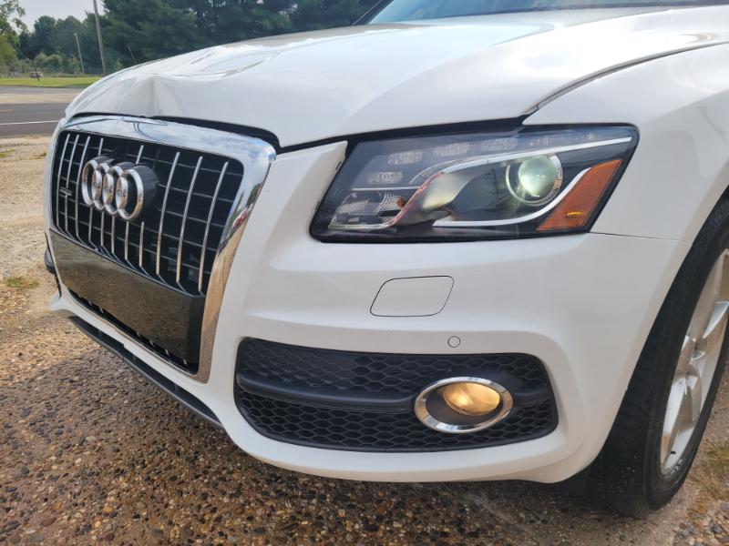 Audi Q5  2011 Audi Q5  2011