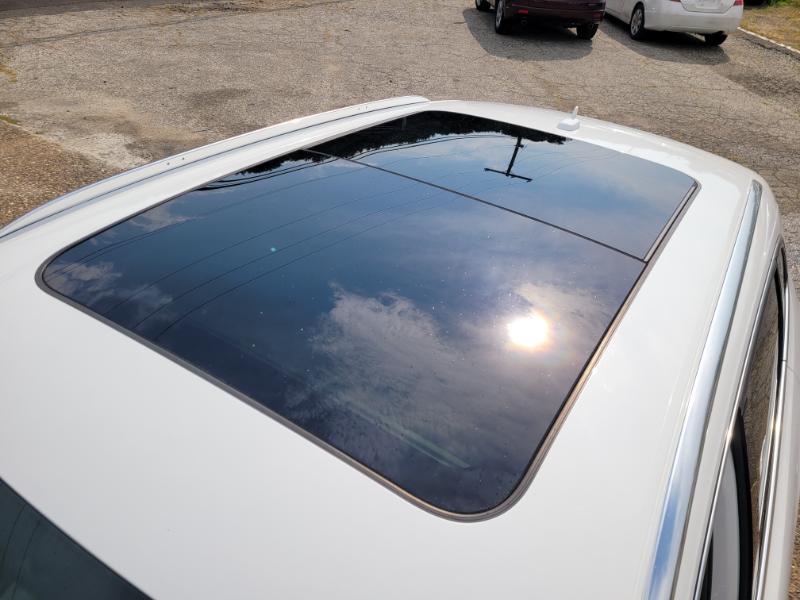 Audi Q5  2011 Audi Q5  2011