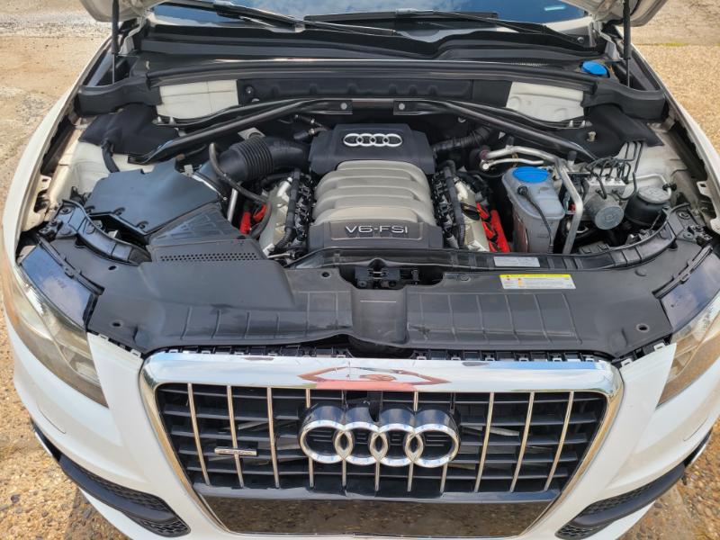 Audi Q5  2011 Audi Q5  2011
