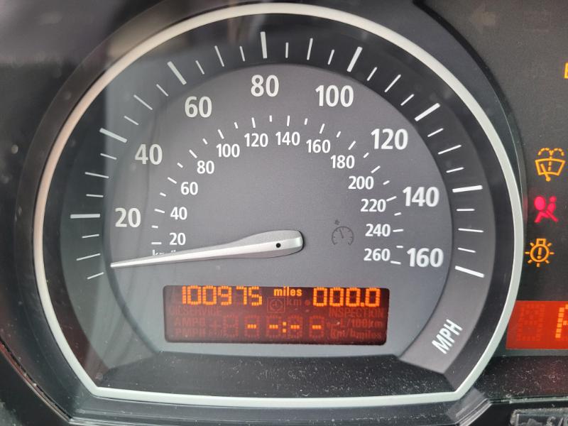 BMW X3  2010 BMW X3  2010