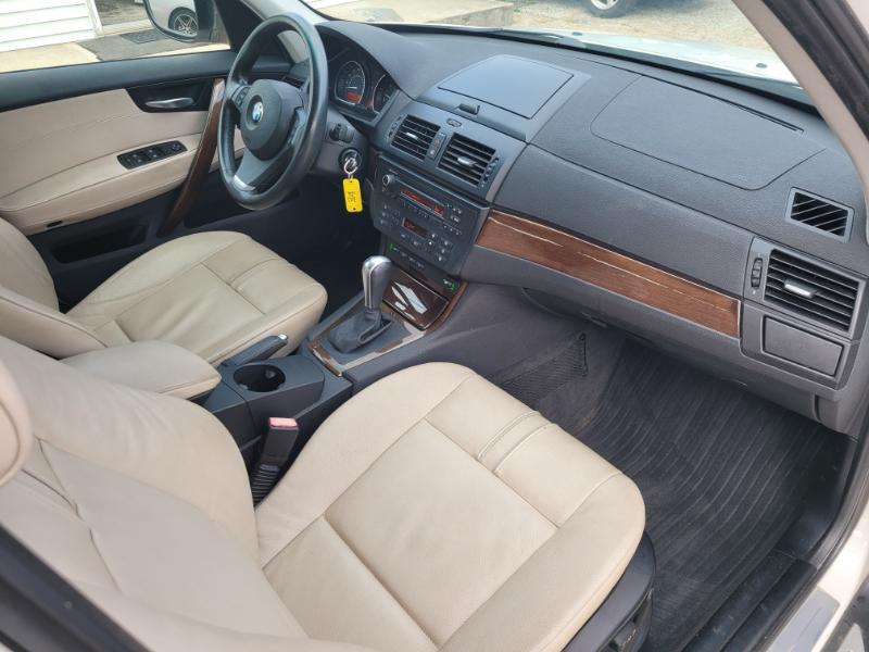 BMW X3  2010 BMW X3  2010