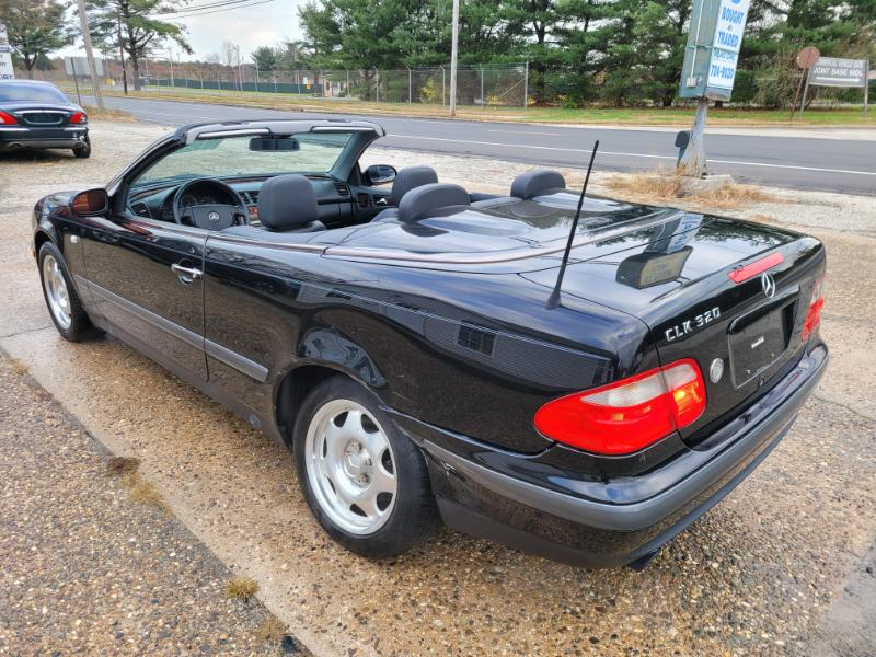 Mercedes-Benz CLK-Class  1999