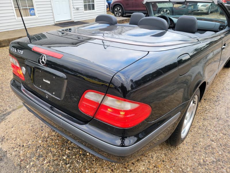 Mercedes-Benz CLK-Class  1999